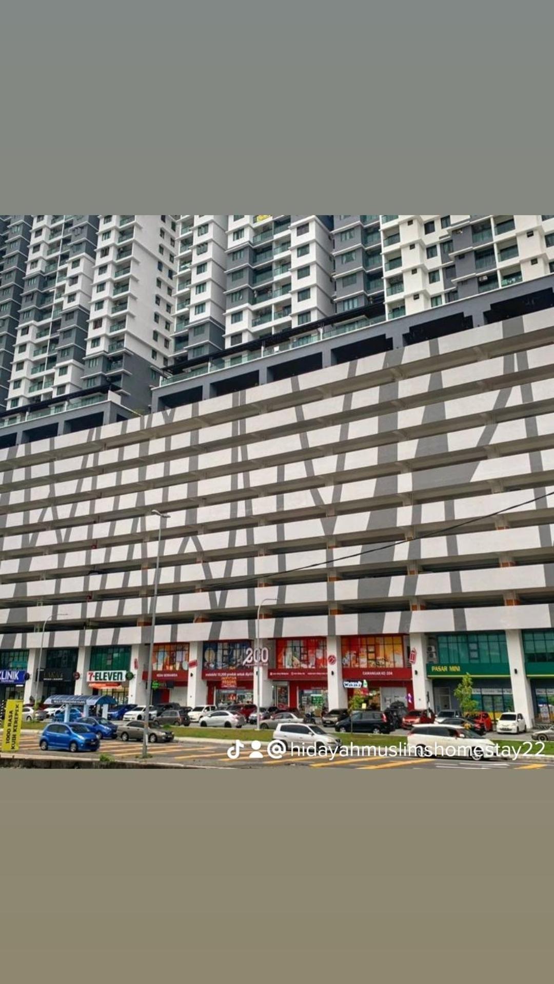 Apartment Hidayah Near Ukm And Ktm Station With High Speed Wifi - Pool & River View *